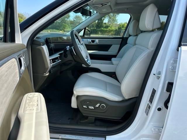 New 2025 Hyundai Santa Fe Calligraphy image 9