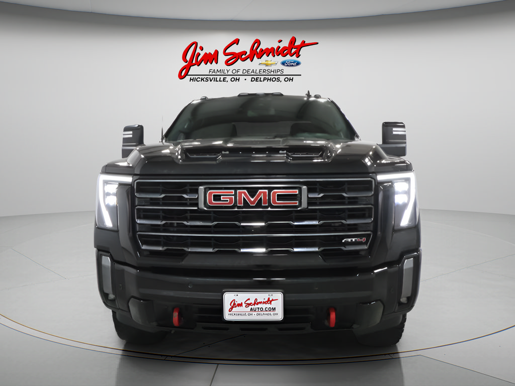 Used 2024 GMC Sierra 2500 AT4 w/ AT4 Preferred Package AWD/4WD image 3