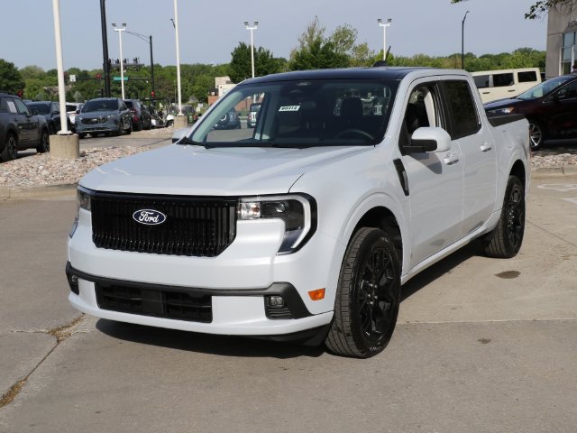 New 2026 Ford Maverick Lobo AWD/4WD image 2
