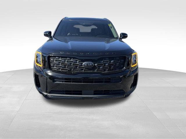 Certified 2021 Kia Telluride EX w/ EX Premium Package AWD/4WD image 3