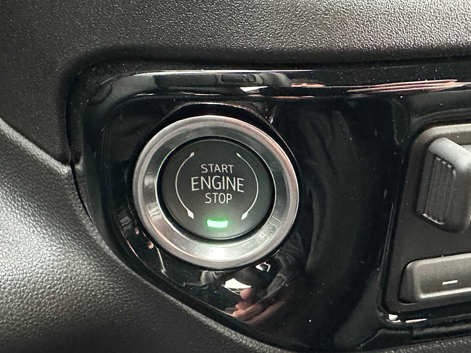 New 2026 GMC Sierra 3500 SLE w/ Preferred Package AWD/4WD image 34