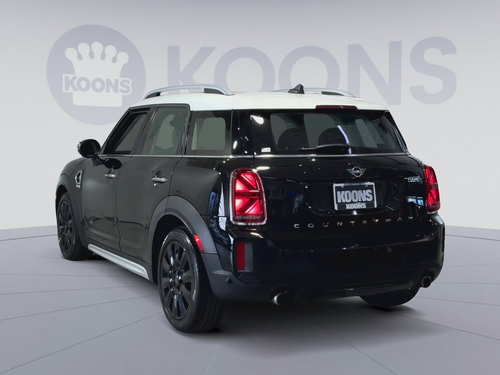 Used 2022 MINI Cooper Countryman S w/ Premium Package image 8