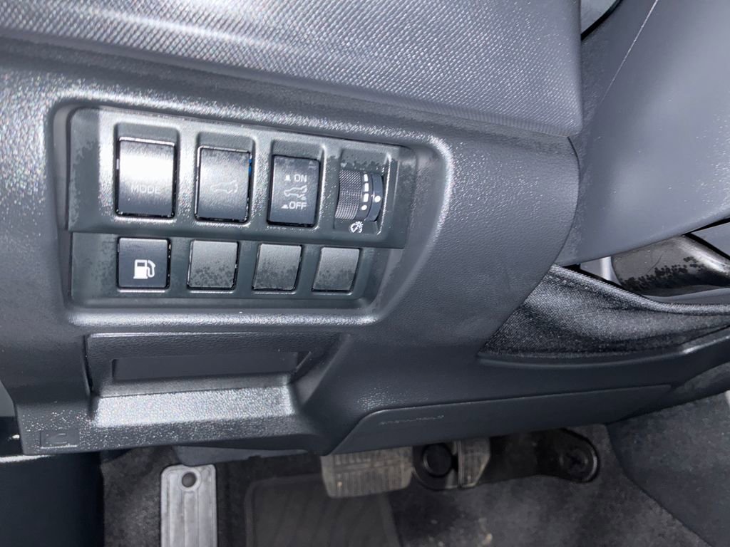 Used 2025 Subaru Forester Limited w/ Protection Package (1PH) image 21