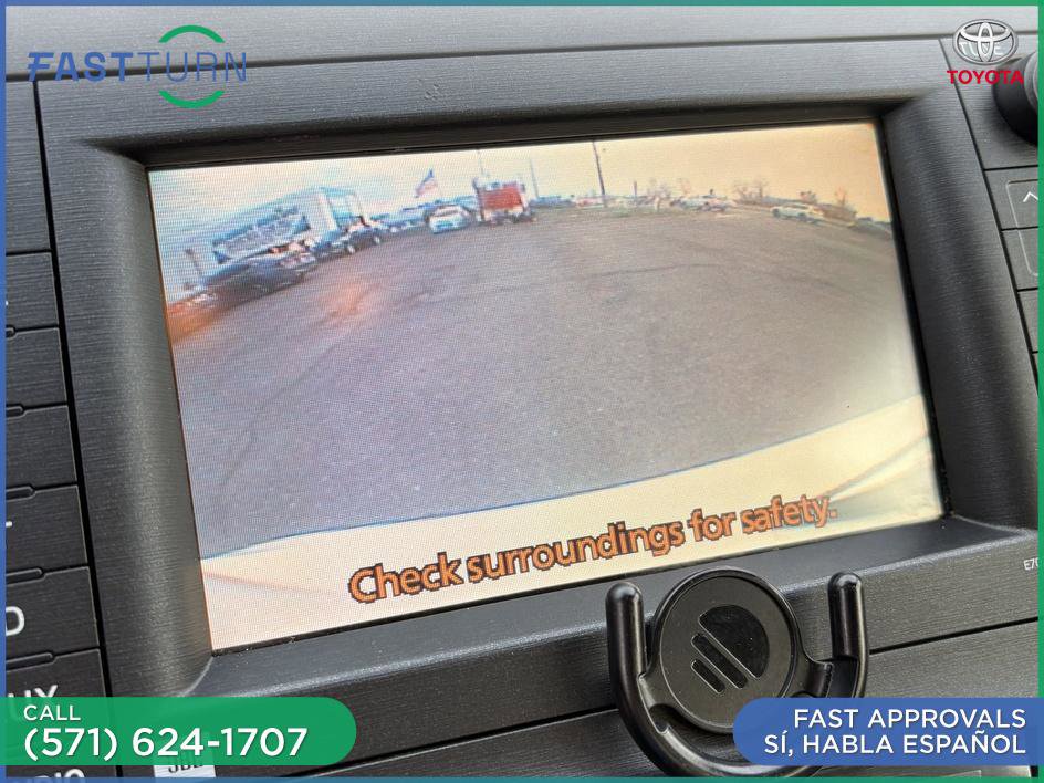 Used 2010 Toyota Prius Three image 19