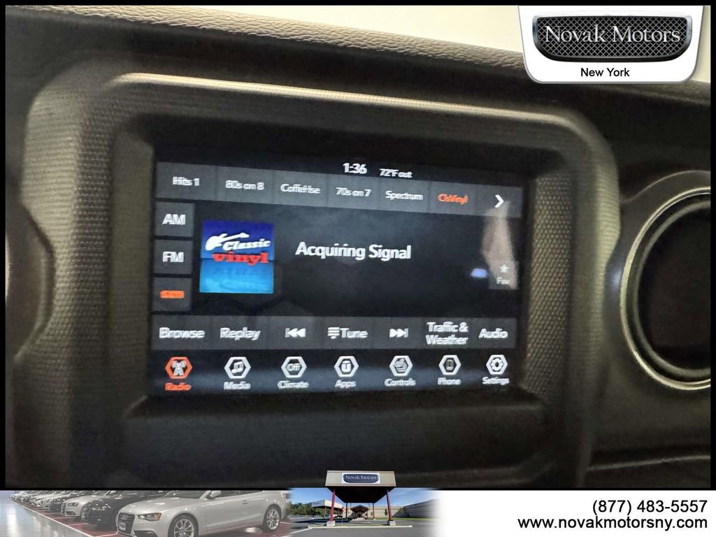 Used 2021 Jeep Gladiator Willys image 19