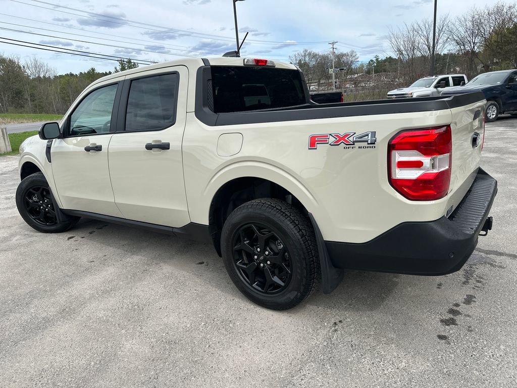Used 2025 Ford Maverick XLT w/ XLT Luxury Package AWD/4WD image 3