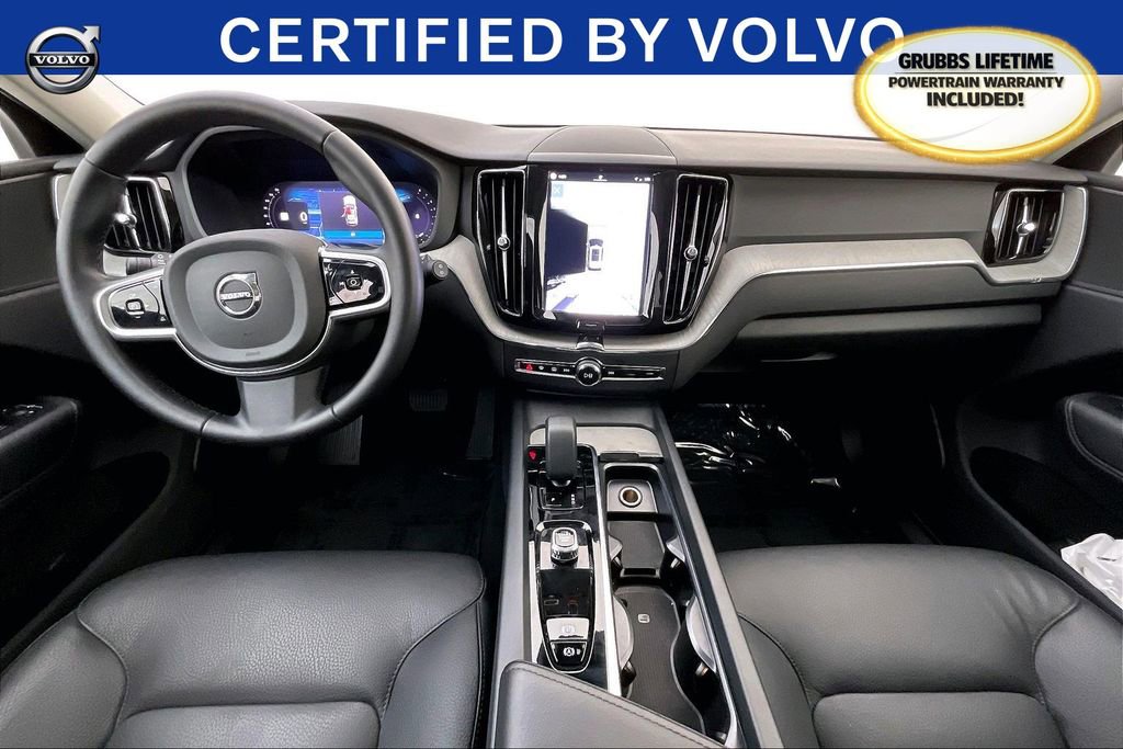 Certified 2025 Volvo XC60 B5 Plus image 21