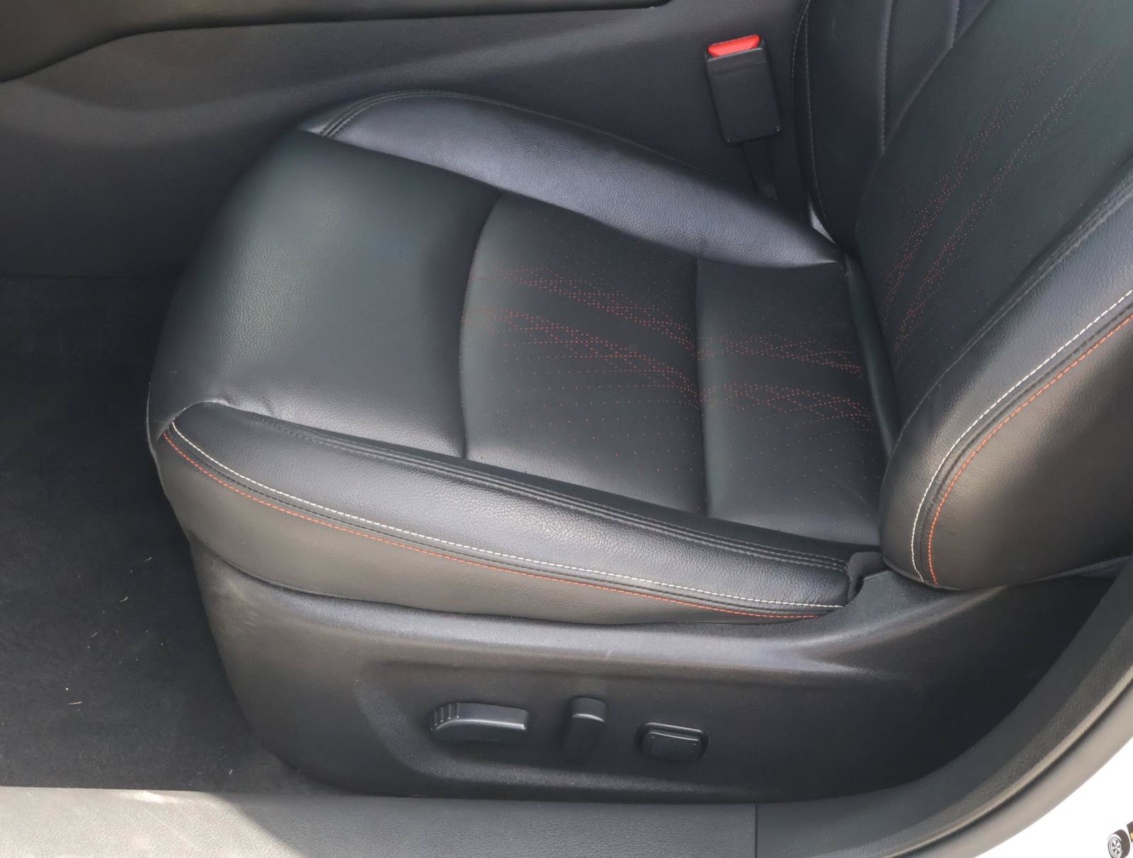 Used 2024 Nissan Altima 2.5 SR w/ SR Premium Package FWD image 14