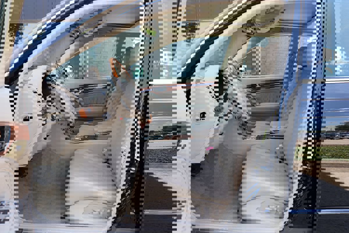 Used 2004 INFINITI Q45 Premium image 29