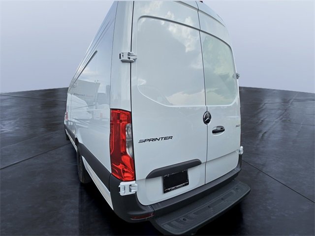 New 2025 Mercedes-Benz Sprinter 2500 image 2