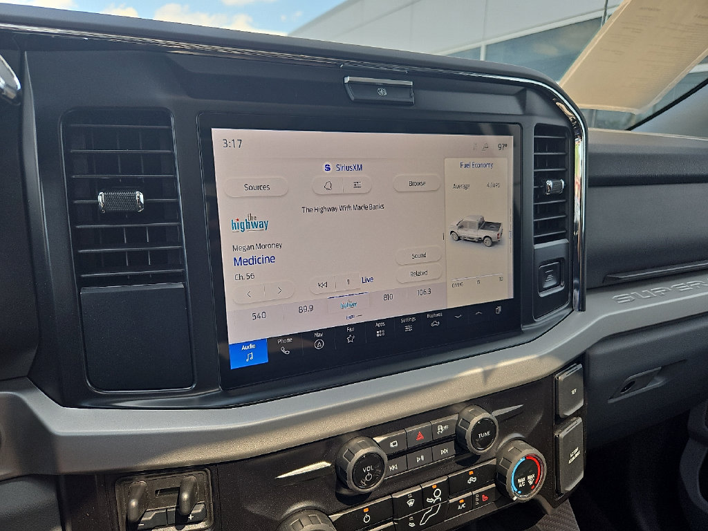 New 2026 Ford F250 XLT w/ XLT Premium Package AWD/4WD image 15