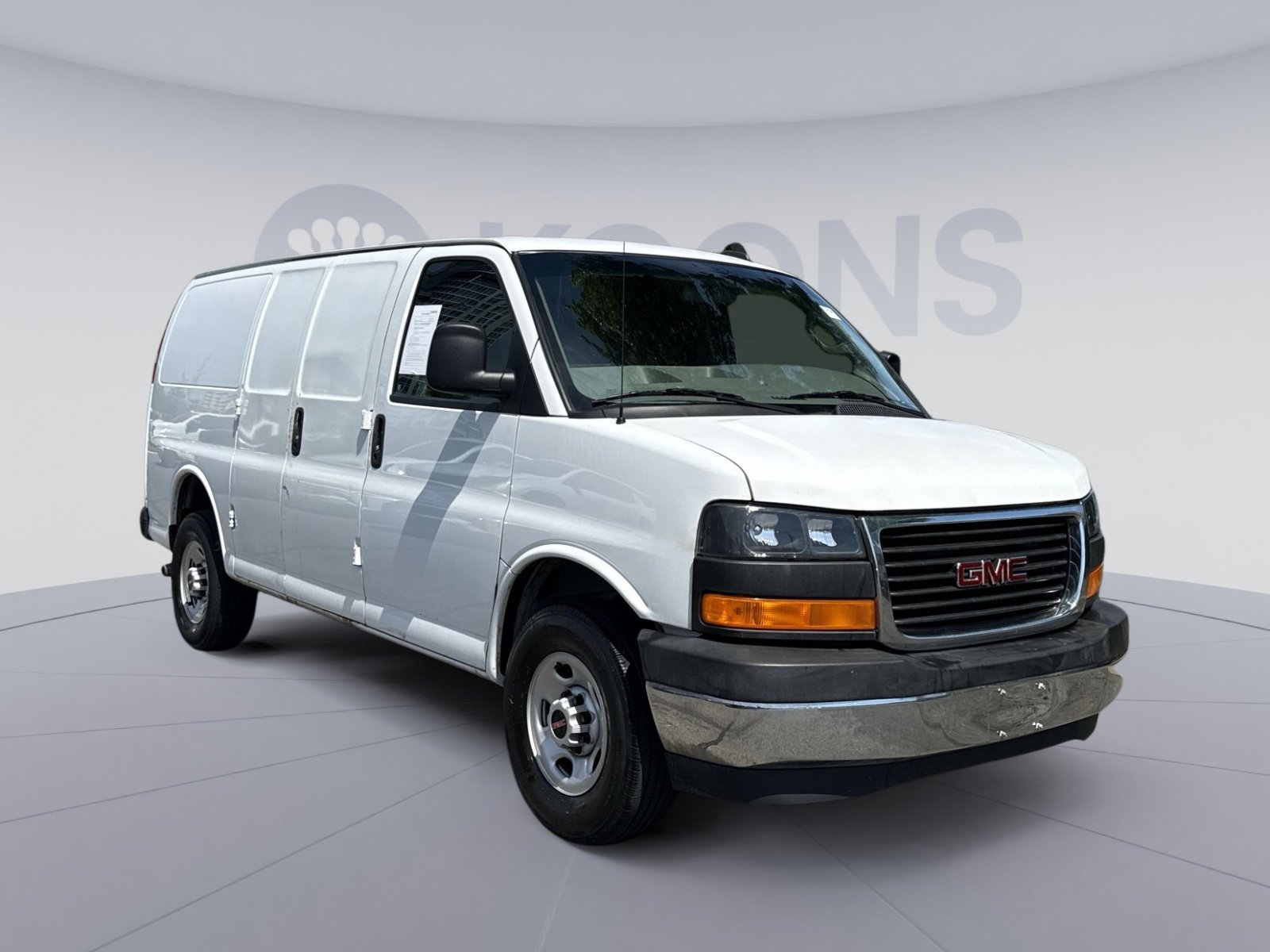 Used 2023 GMC Savana 2500 w/ Driver Convenience Package RWD image 10