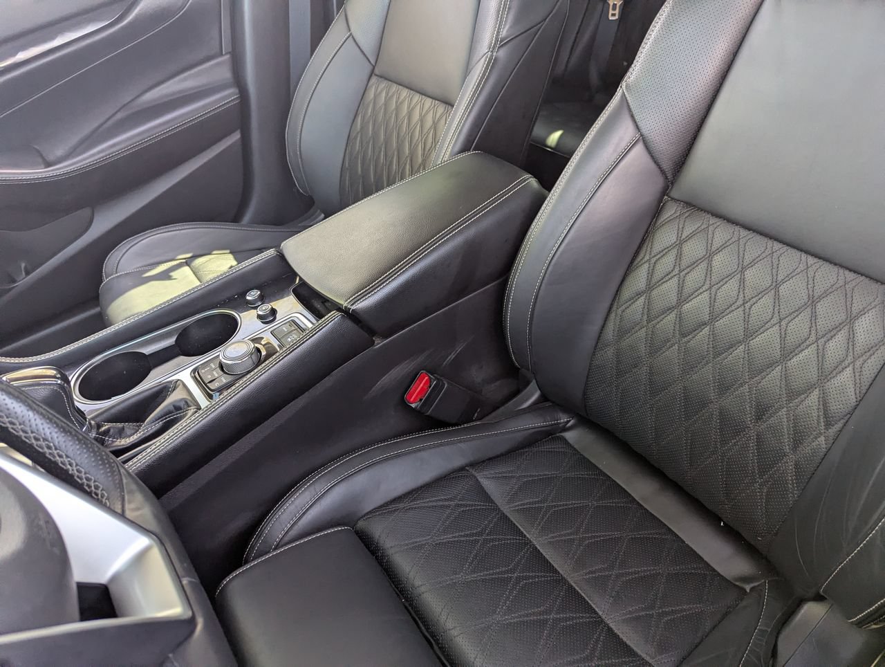 Certified 2023 Nissan Maxima Platinum w/ Sport Mat Group FWD image 28