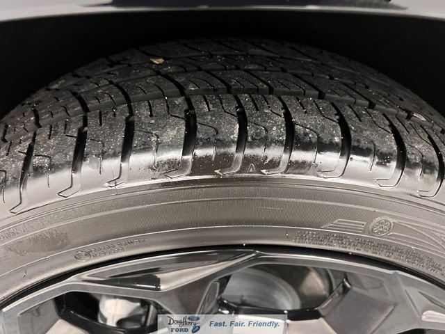 Used 2025 GMC Yukon XL AT4 Ultimate image 14