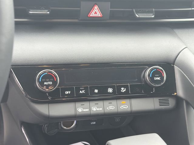 New 2026 Hyundai Elantra Sport image 30