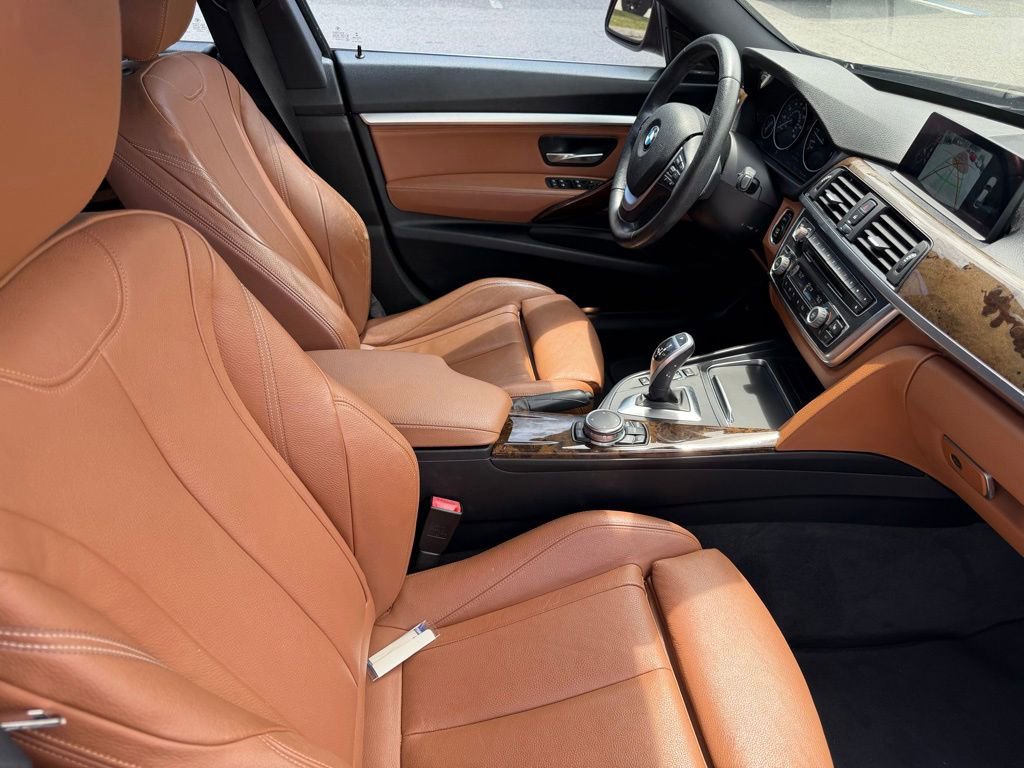 Used 2016 BMW 328i Gran Turismo xDrive image 13