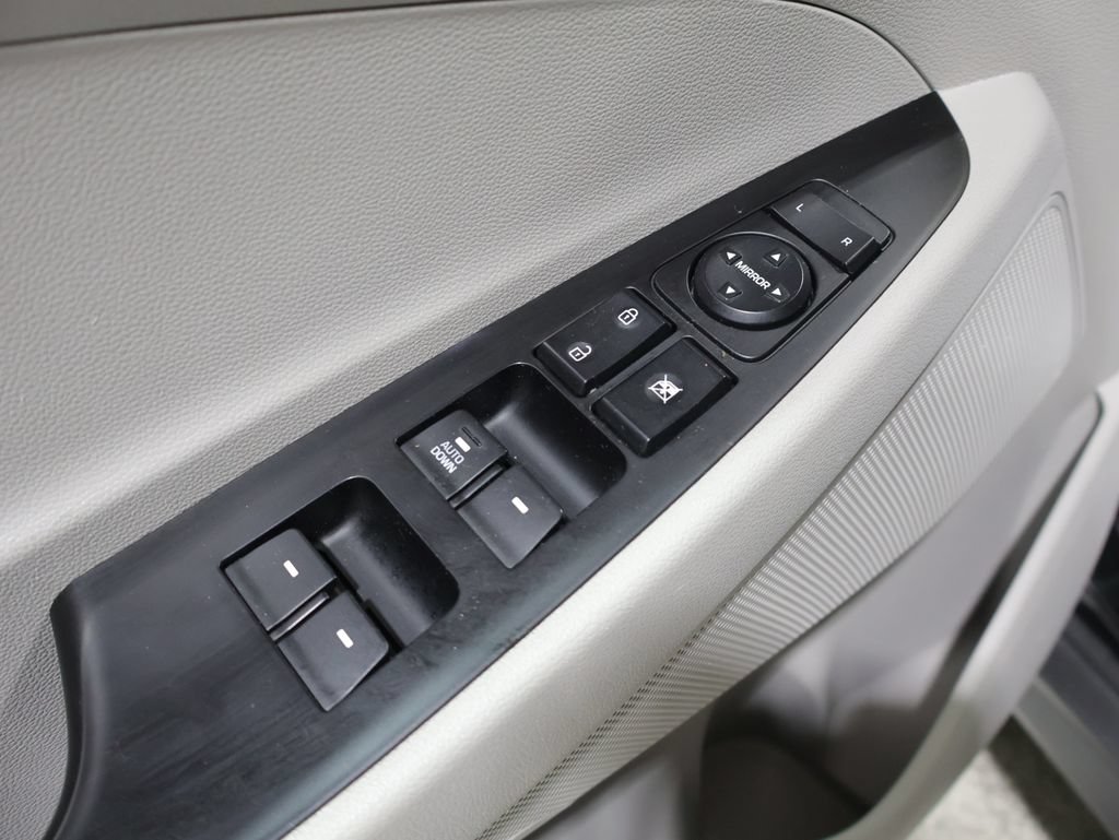 Used 2019 Hyundai Tucson SE AWD/4WD image 14