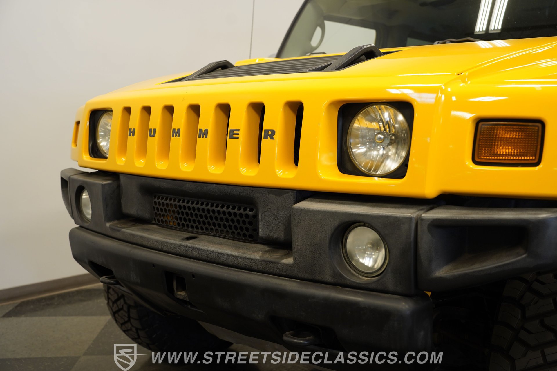 Used 2004 HUMMER H2 w/ Preferred Equipment Group AWD/4WD image 21