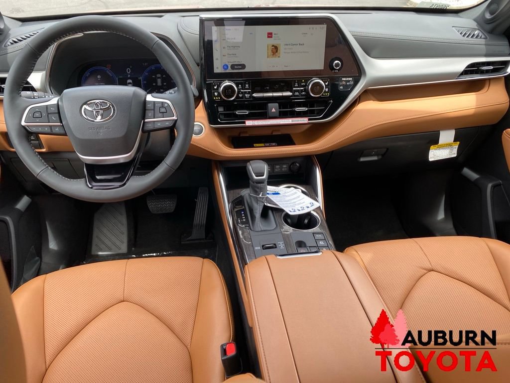 New 2026 Toyota Highlander Platinum AWD/4WD image 29