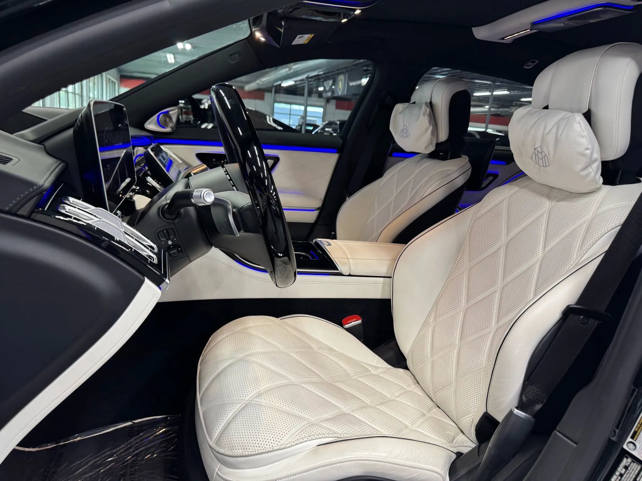 Used 2023 Mercedes-Benz Maybach S 680 S 680 4MATIC Sedan 4D w/ Manufaktur Leather Package image 25