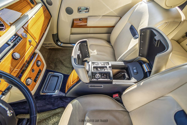 Used 2010 Rolls-Royce Phantom Drophead Coupe RWD image 94