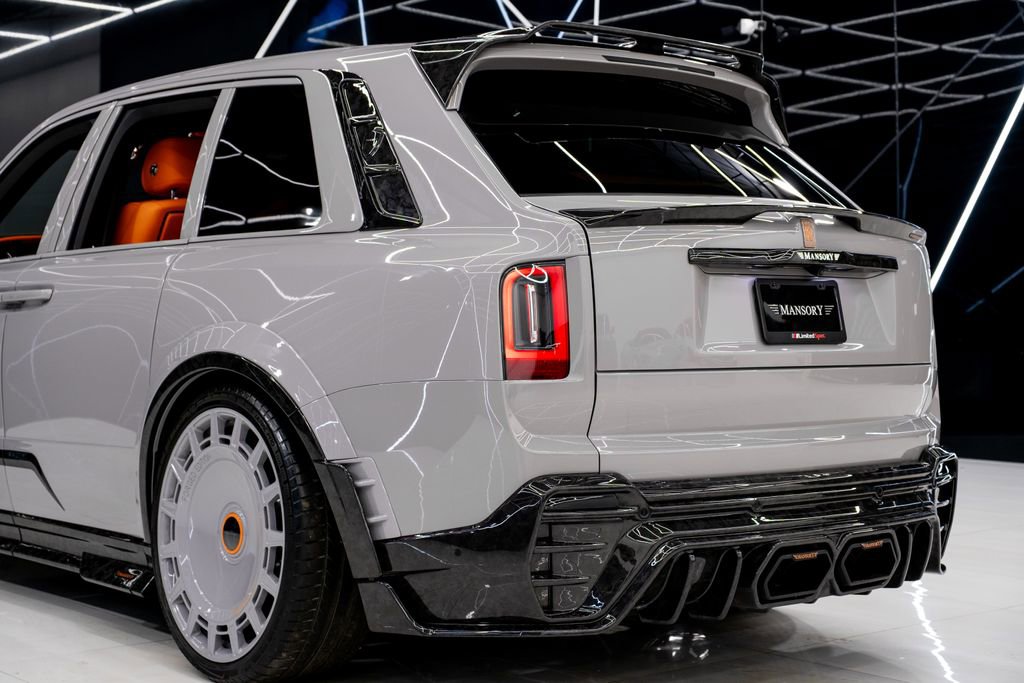 Used 2026 Rolls-Royce Cullinan image 30