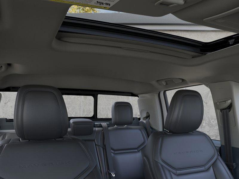 New 2025 Ford Maverick Lariat w/ Black Appearance Package image 12