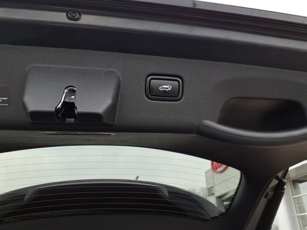 New 2026 Kia Sportage SX image 8