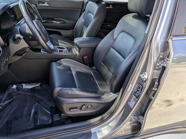 Used 2020 Kia Sportage EX w/ Option Group 15 image 17