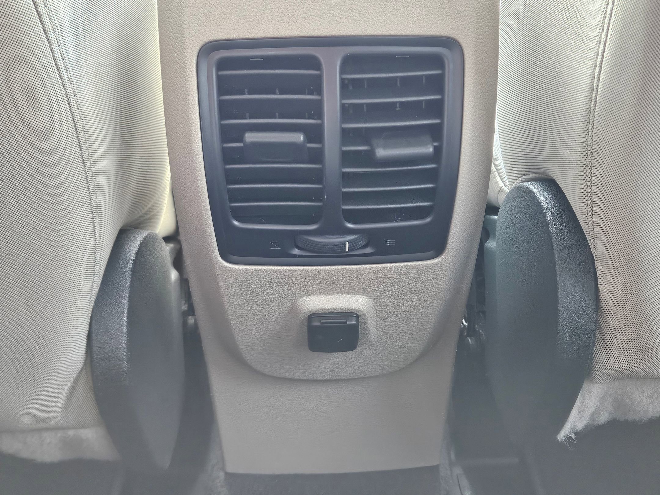Used 2019 Ford Escape SE image 27