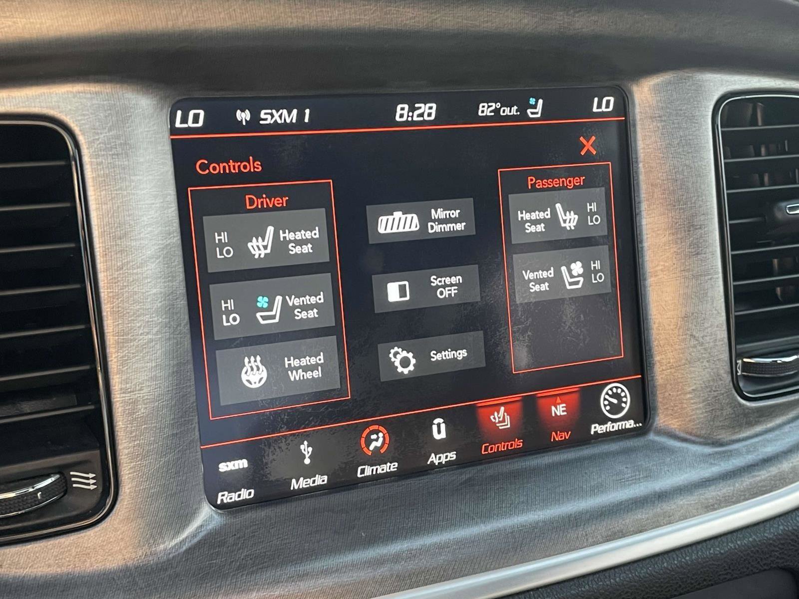 Used 2018 Dodge Charger R/T image 7