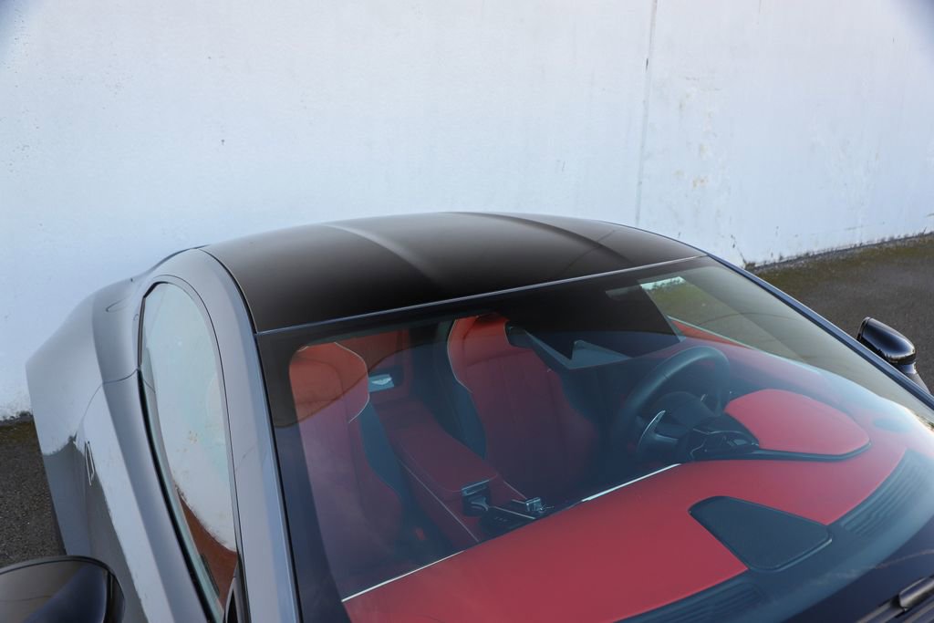 Used 2025 Aston Martin V8 Vantage Coupe image 60