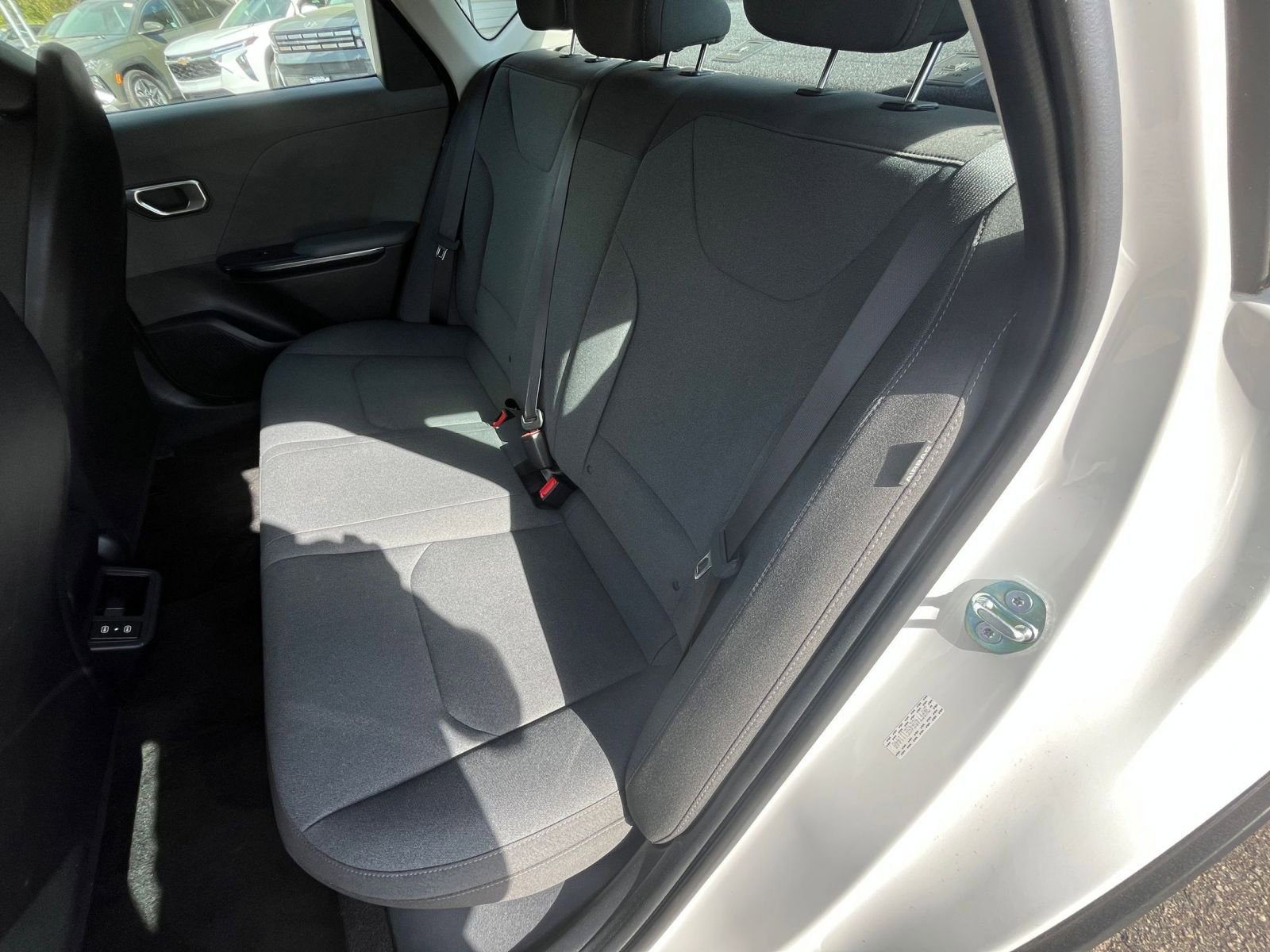 Used 2025 Kia K4 LXS FWD image 35