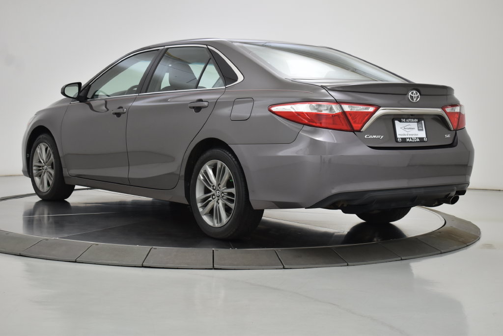 Used 2017 Toyota Camry SE FWD image 18
