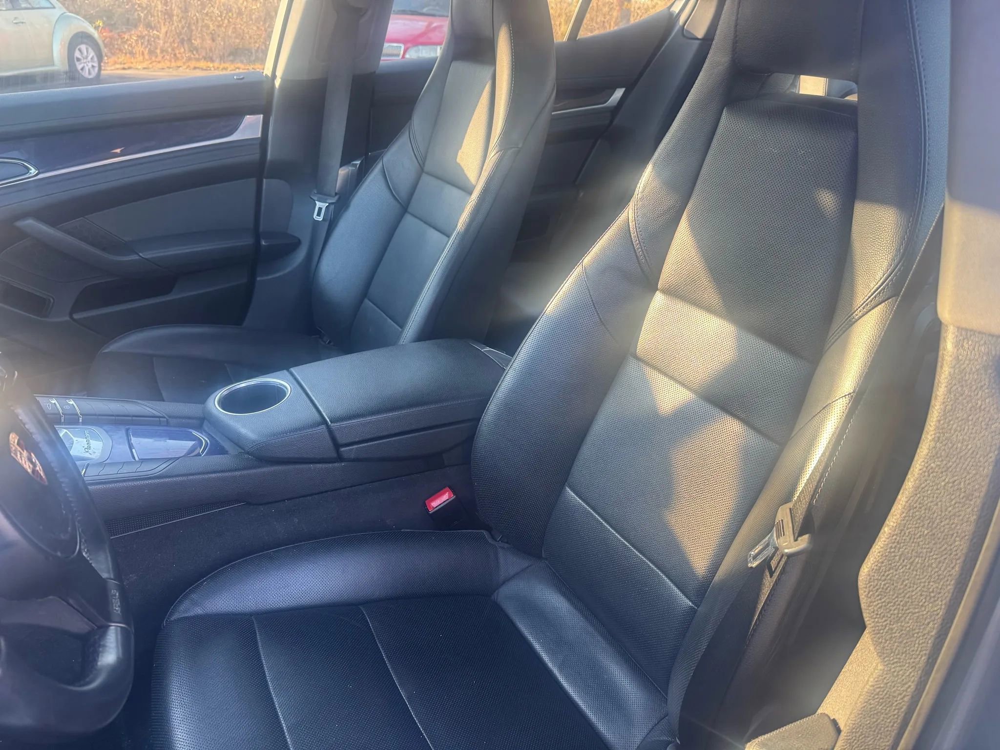 Used 2011 Porsche Panamera 4 image 14