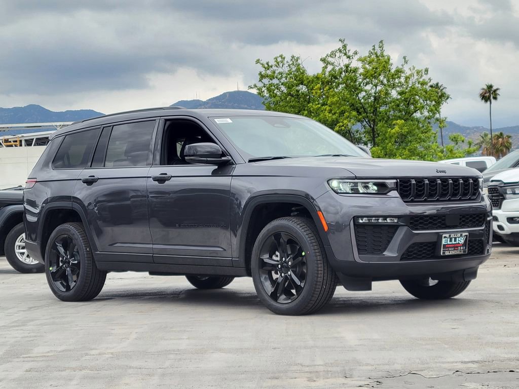 New 2026 Jeep Grand Cherokee L Limited w/ Limited Altitude Package AWD/4WD image 27