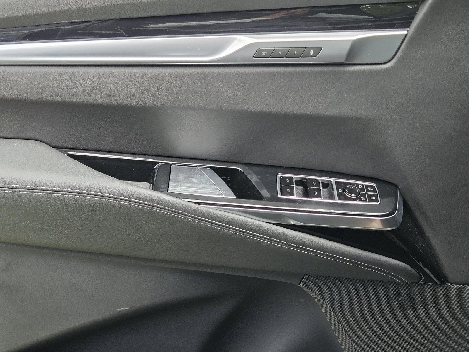 New 2026 Cadillac Escalade Sport w/ Touring Package AWD/4WD image 16