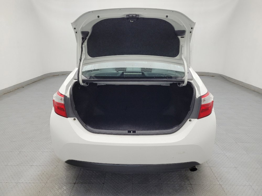 Used 2015 Toyota Corolla L FWD image 29