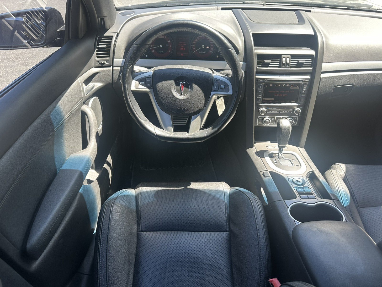 Used 2009 Pontiac G8 GXP RWD image 16