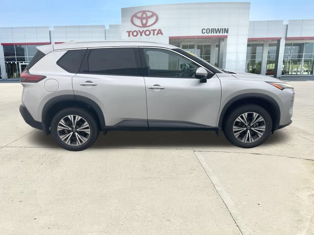 Used 2021 Nissan Rogue SV w/ Premium Package AWD/4WD image 6