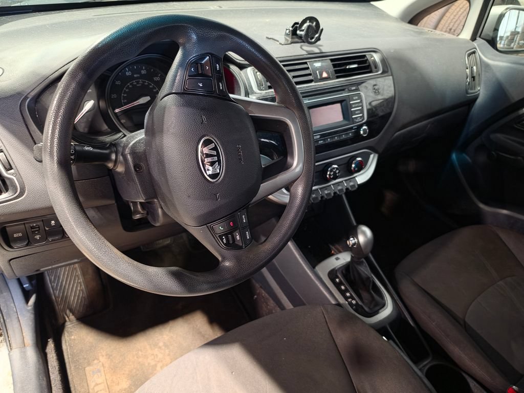 Used 2017 Kia Rio LX FWD image 4