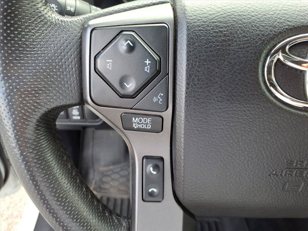 Used 2021 Toyota Tacoma TRD Off-Road w/ Technology Package AWD/4WD image 18