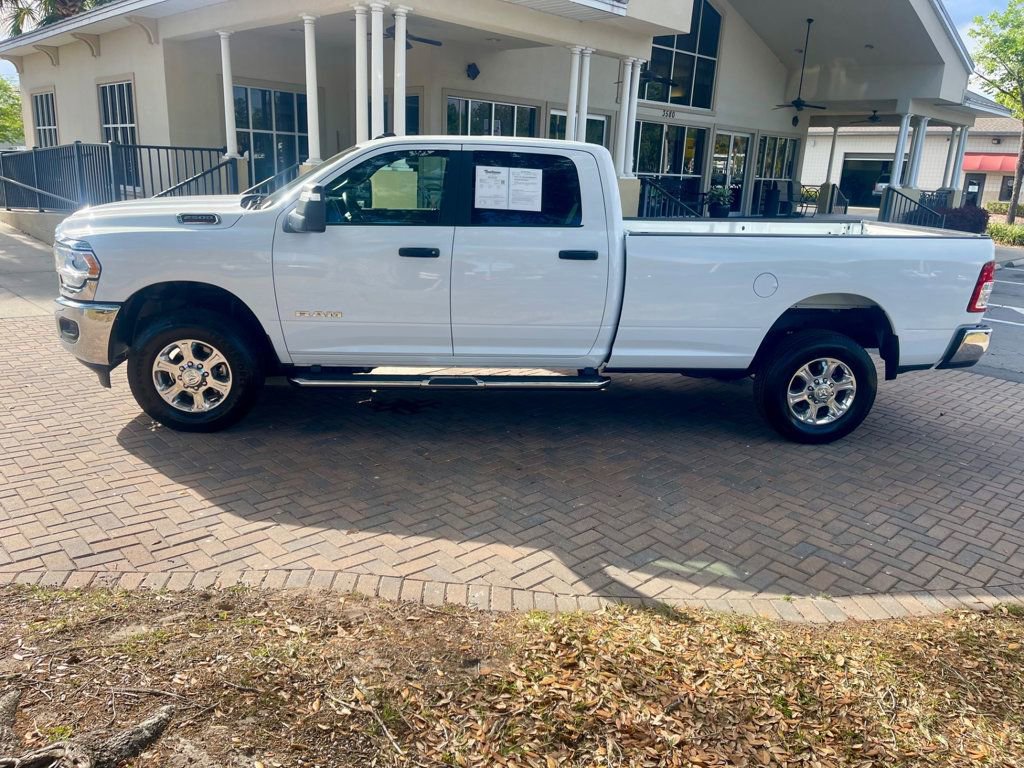 Used 2024 RAM 2500 Big Horn AWD/4WD image 2