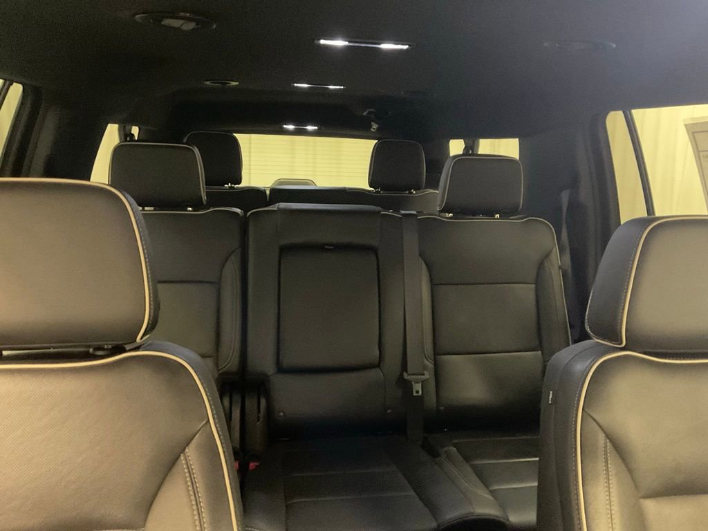 Used 2024 GMC Yukon XL SLT AWD/4WD image 30
