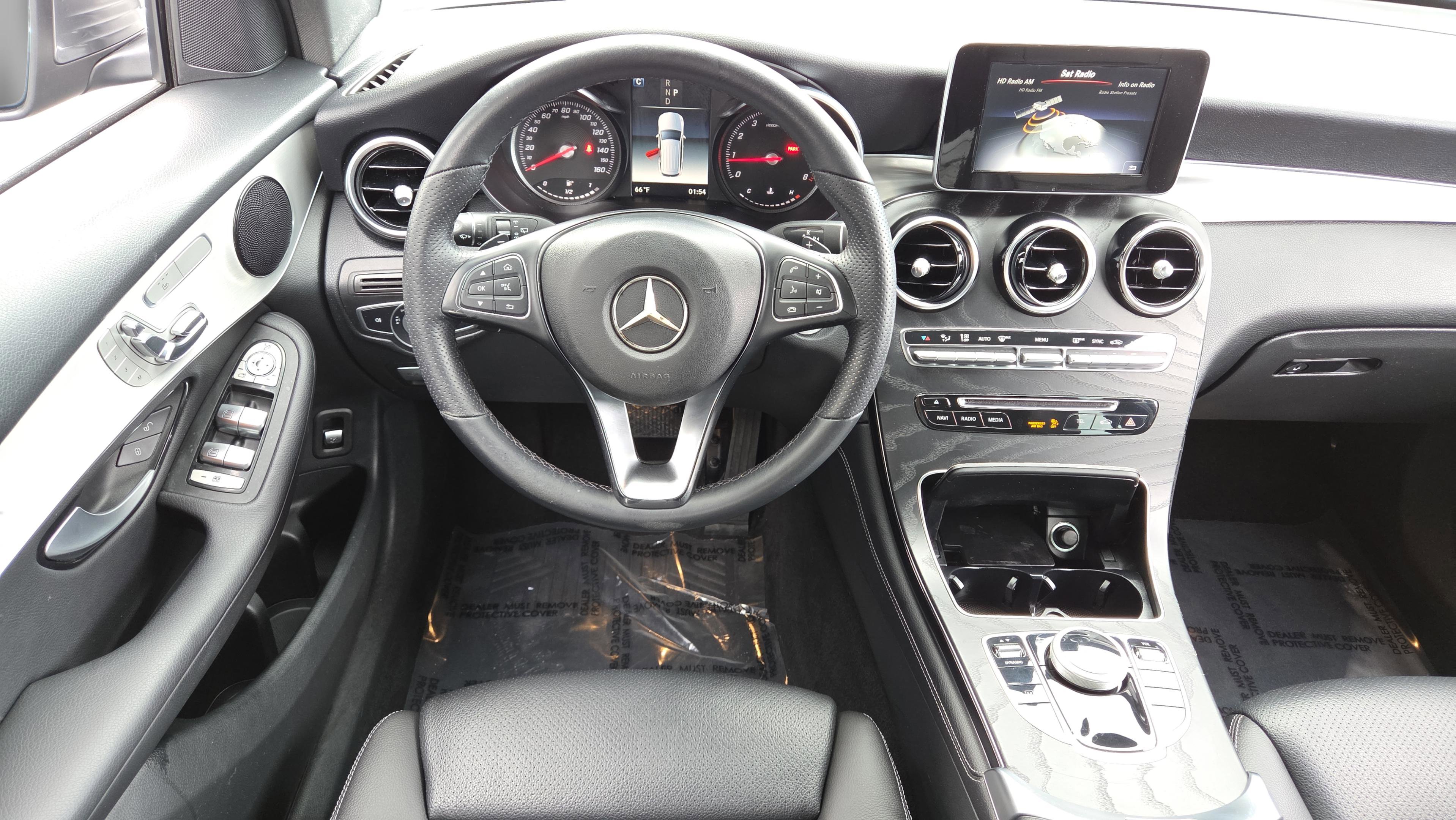 Used 2019 Mercedes-Benz GLC 300 image 11