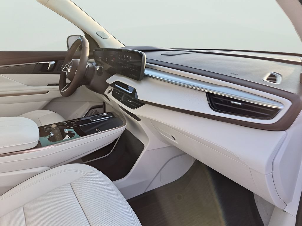 New 2026 Buick Enclave Avenir w/ Super Cruise Package FWD image 44