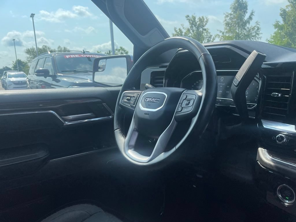 Used 2023 GMC Sierra 1500 SLE AWD/4WD image 29