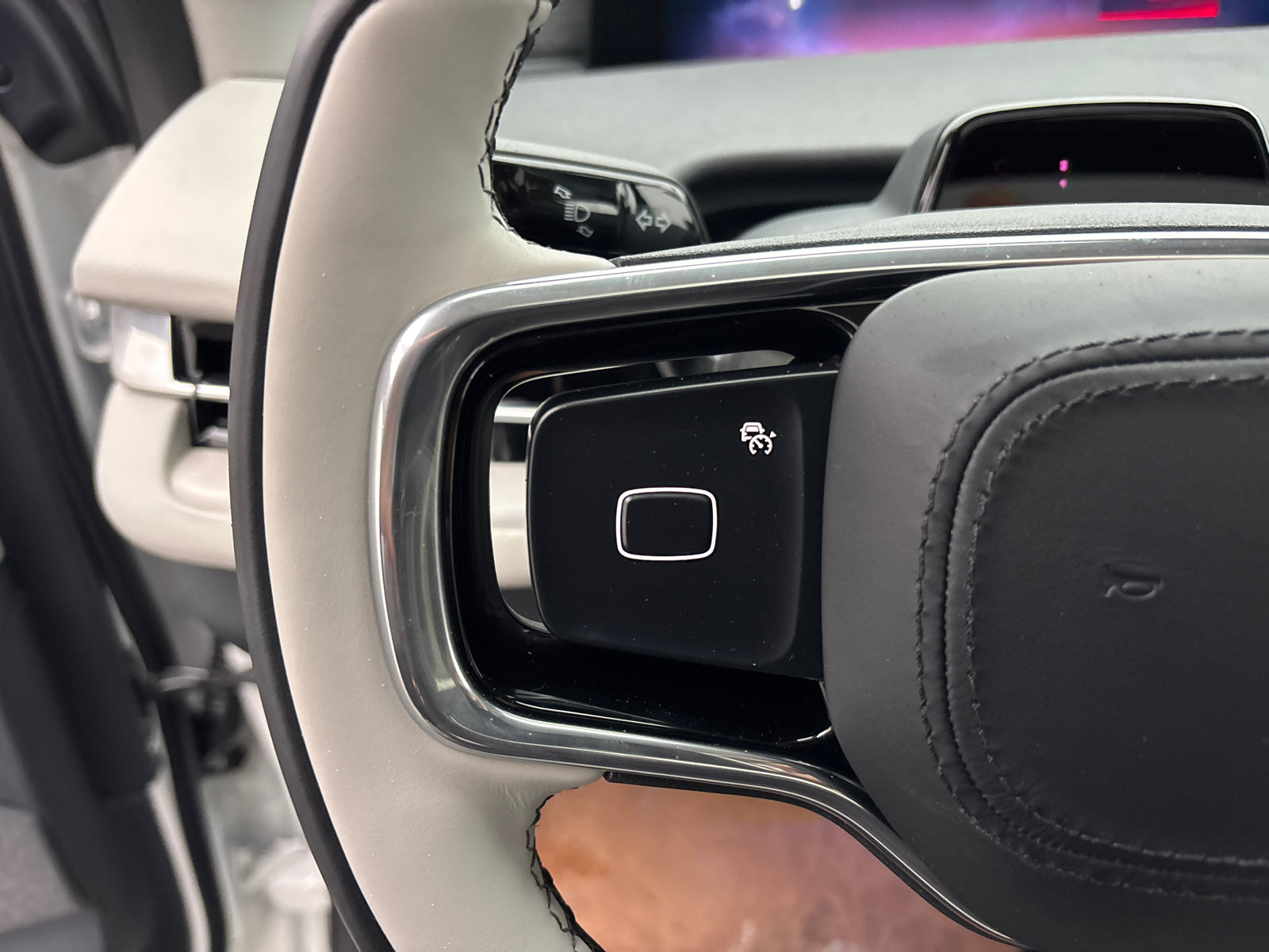 New 2026 Lincoln Navigator Reserve image 16