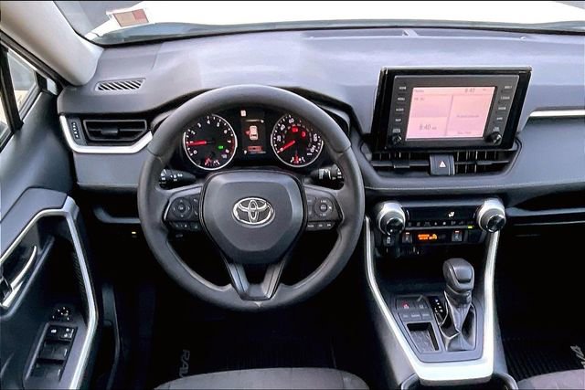 Used 2019 Toyota RAV4 XLE w/ Convenience Package FWD image 5