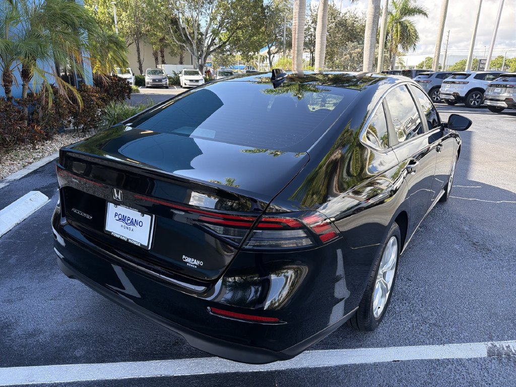 Certified 2023 Honda Accord LX image 2